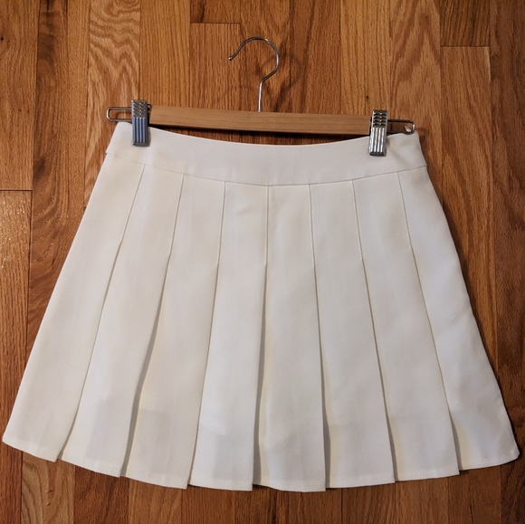 Fashion&Syt Tennis Skirt small - NWOT - Picture 2 of 3